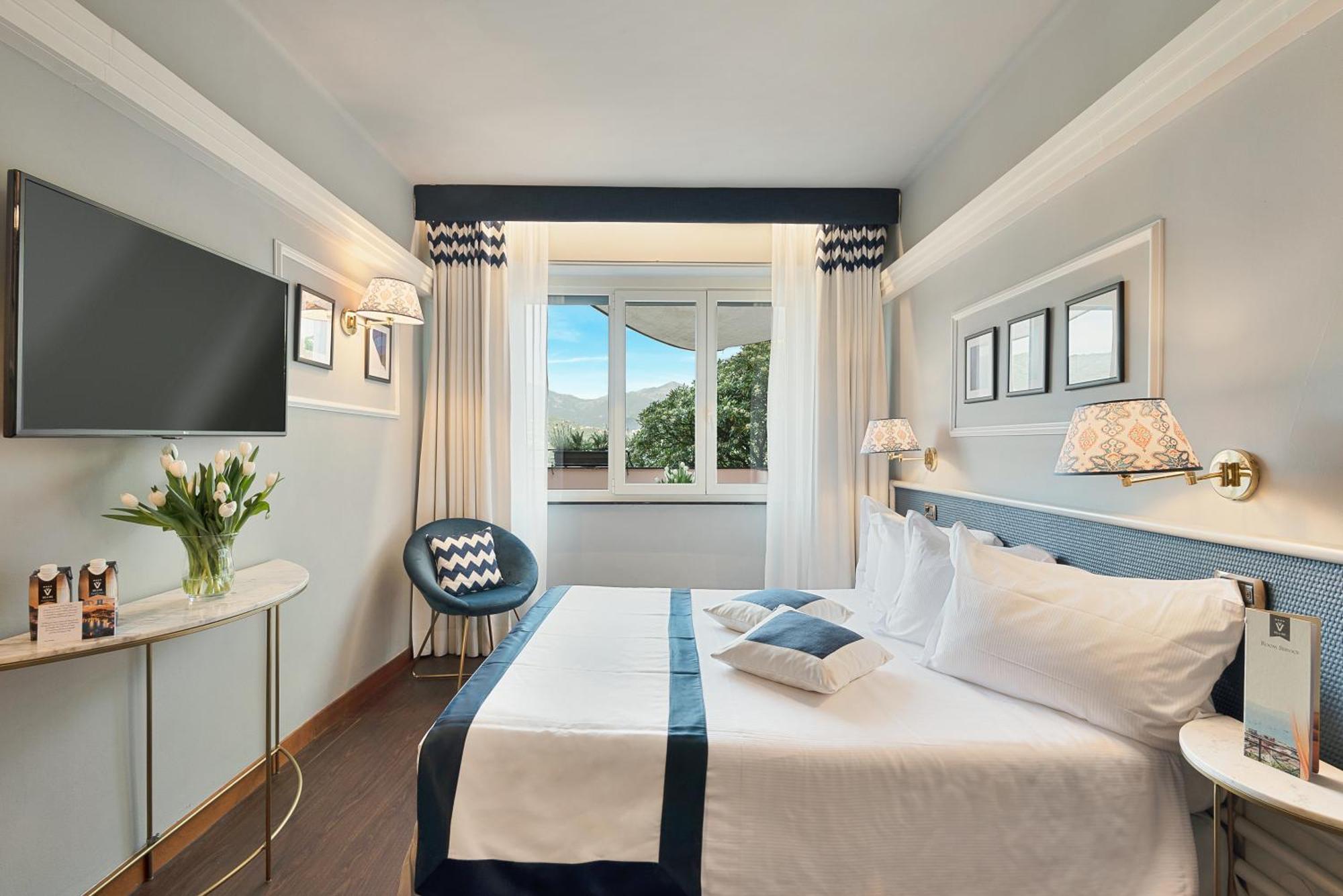 Hotel Vis A Vis