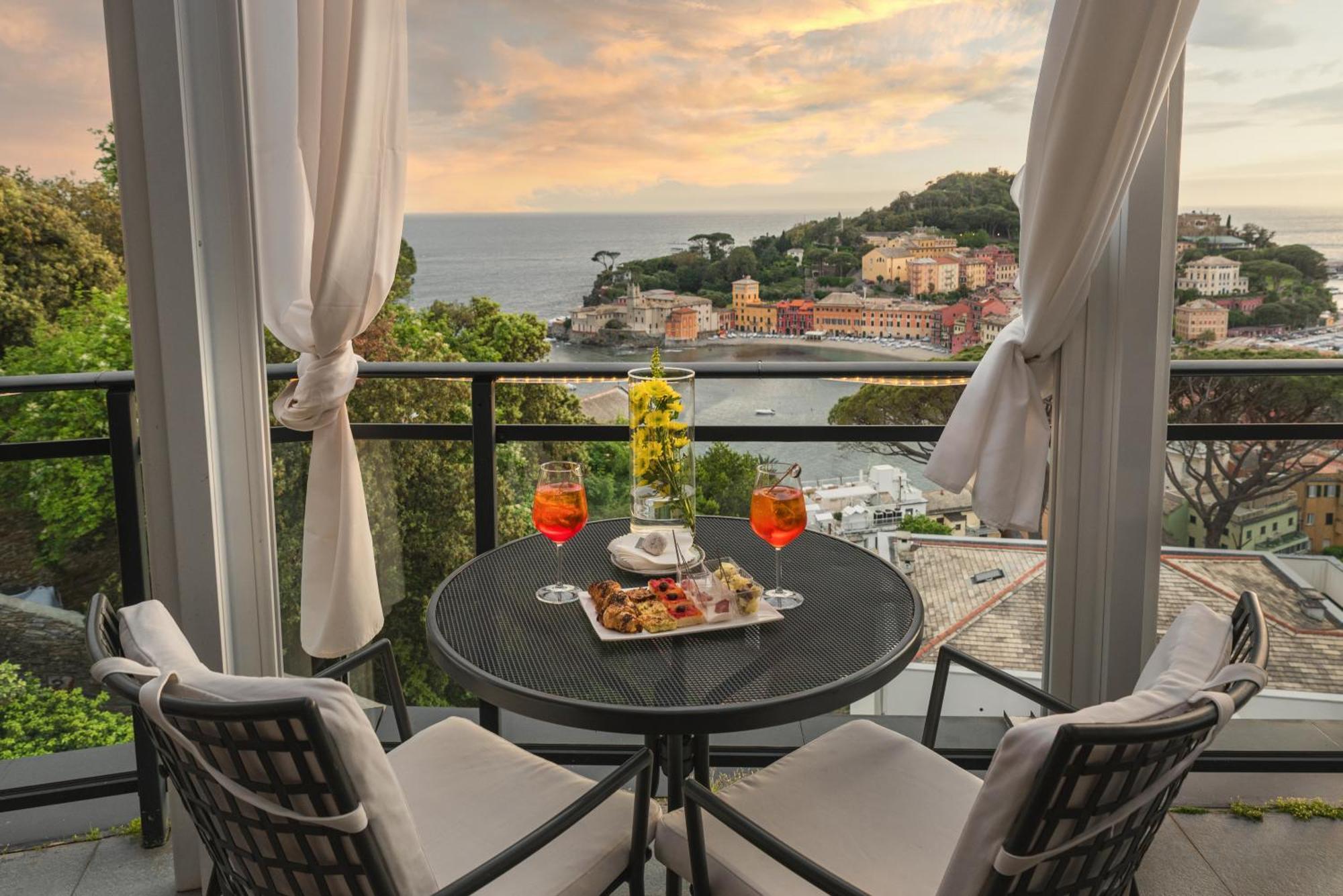 Hotel Vis A Vis